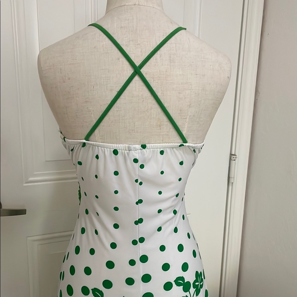 Chic Green Floral Midi Dress - Picture 6 of 8
